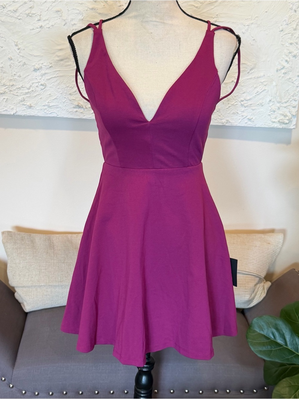 Lulus Believe in Love Magenta Backless Skater Dress Size S NWT - Picture 2 of 10